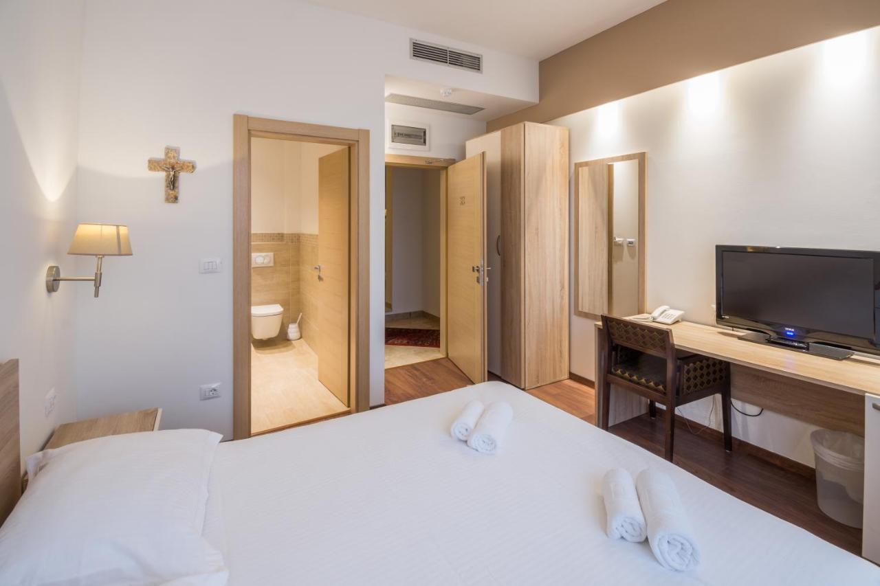 Hotel Quercus Međugorje Buitenkant foto