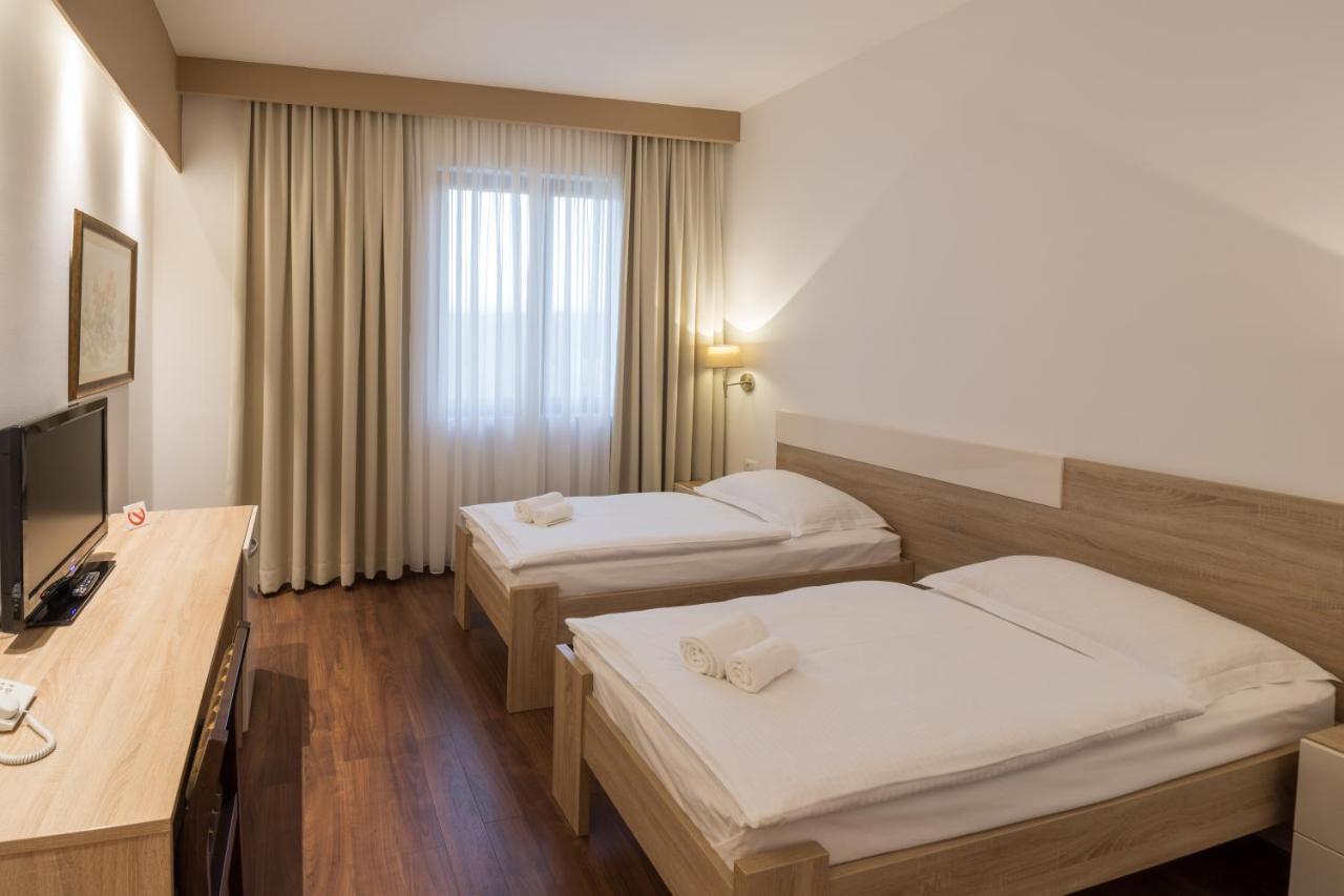 Hotel Quercus Međugorje Buitenkant foto