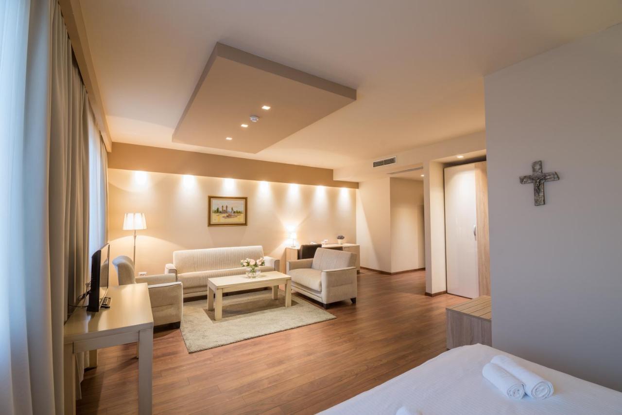 Hotel Quercus Međugorje Buitenkant foto
